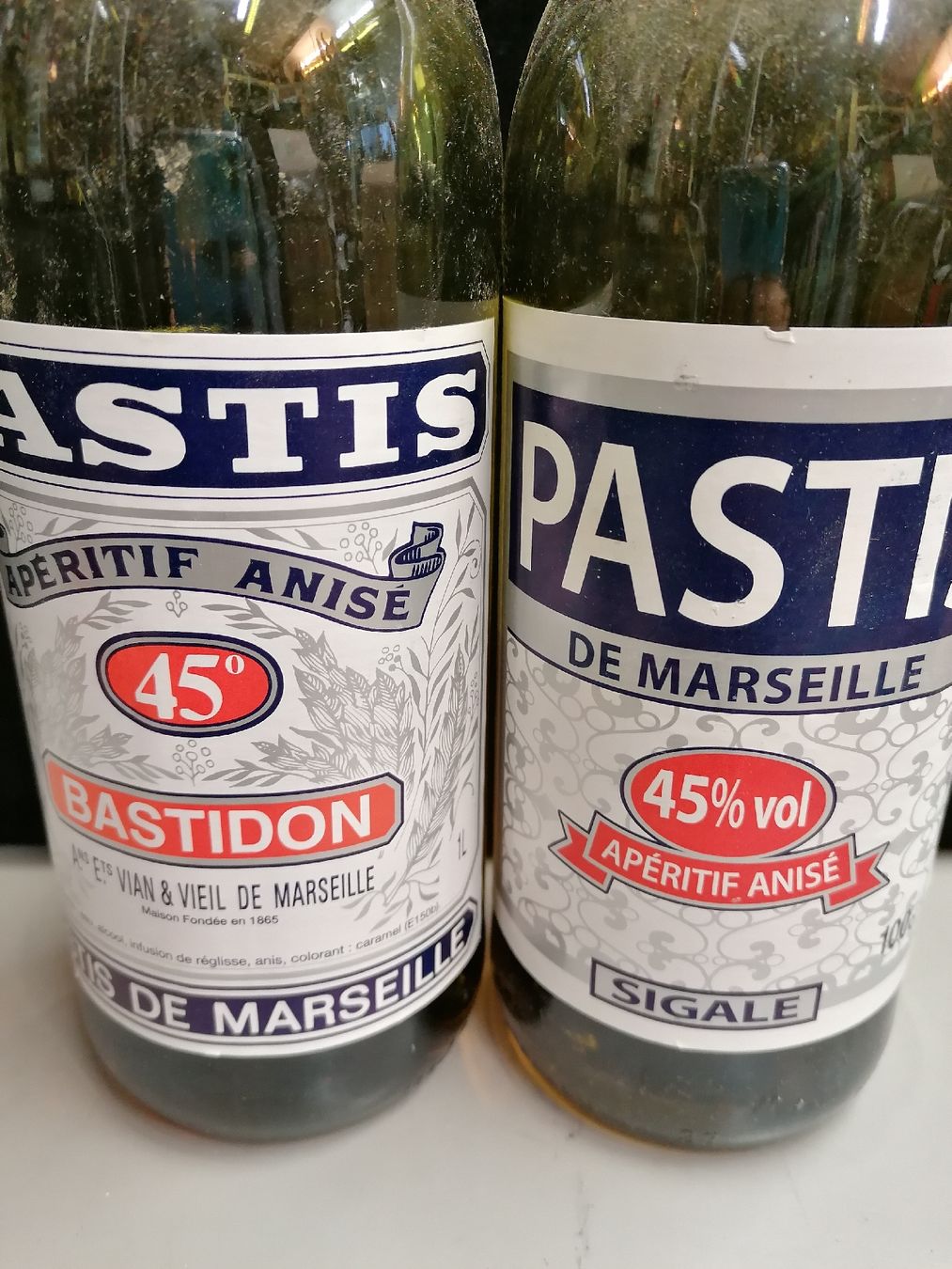 Bevande alcoliche: 2 BOUTEILLES ENTAMÉ PASTIS – Usato da Genève venduto da Leboucheoreilles 2
