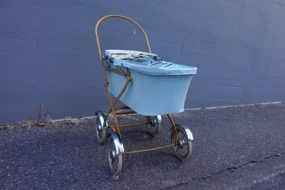 Voitures de poupées: Antiker Puppenwagen – D'occasion à Chur par JennyAlexander 5
