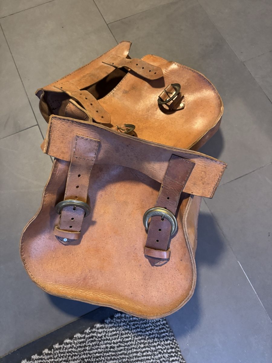 Harley-Davidson Borse: Echt-Leder Satteltaschen Harley Davidson – Usato da Aathal-Seegräben venduto da Romeo8607