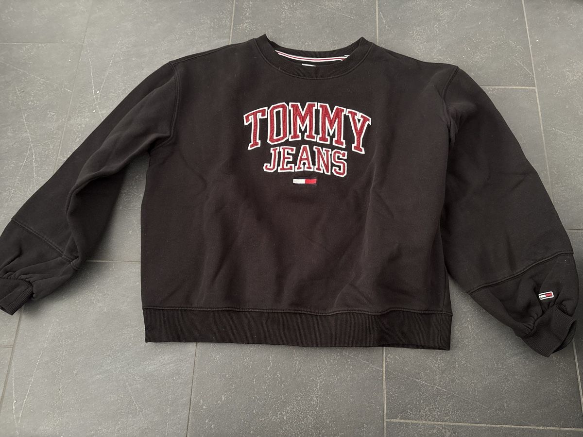 Tommy Hilfiger Maglioni & Felpe: Pullover - Grösse M - Tommy Jeans – Nuovo (secondo la descrizione) da Oberuzwil venduto da jabano