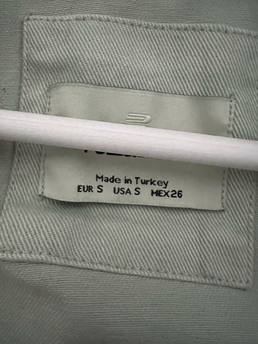 Pull&Bear Giacche: Jeansjacke grün Grösse S von Pull and bear – Usato da Wettingen venduto da Jaaani 2