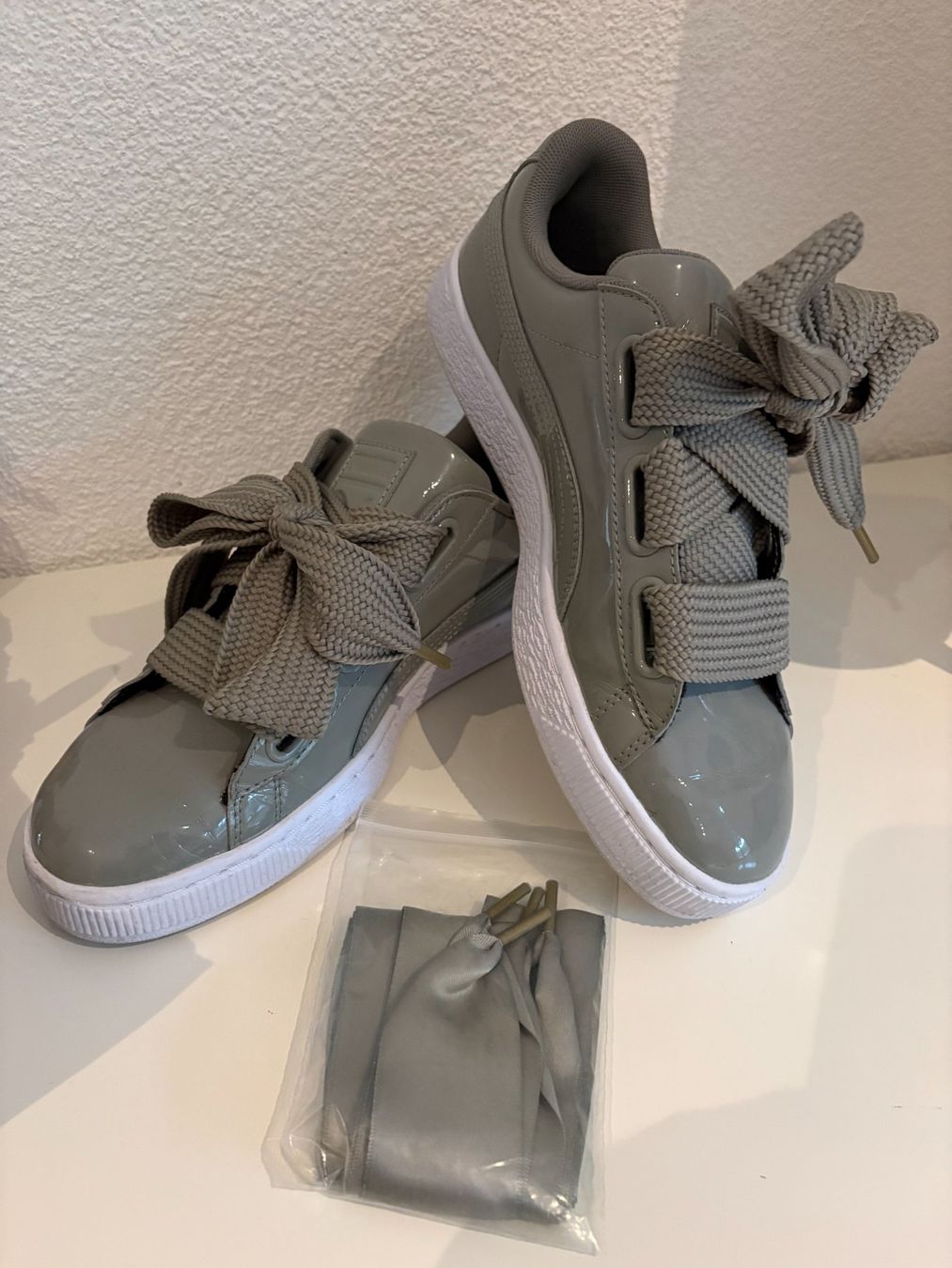 Puma Damenschuhe: PUMA Damen Sneakers Grau Gr. 38.5 – Gebraucht aus Jens von traderly
