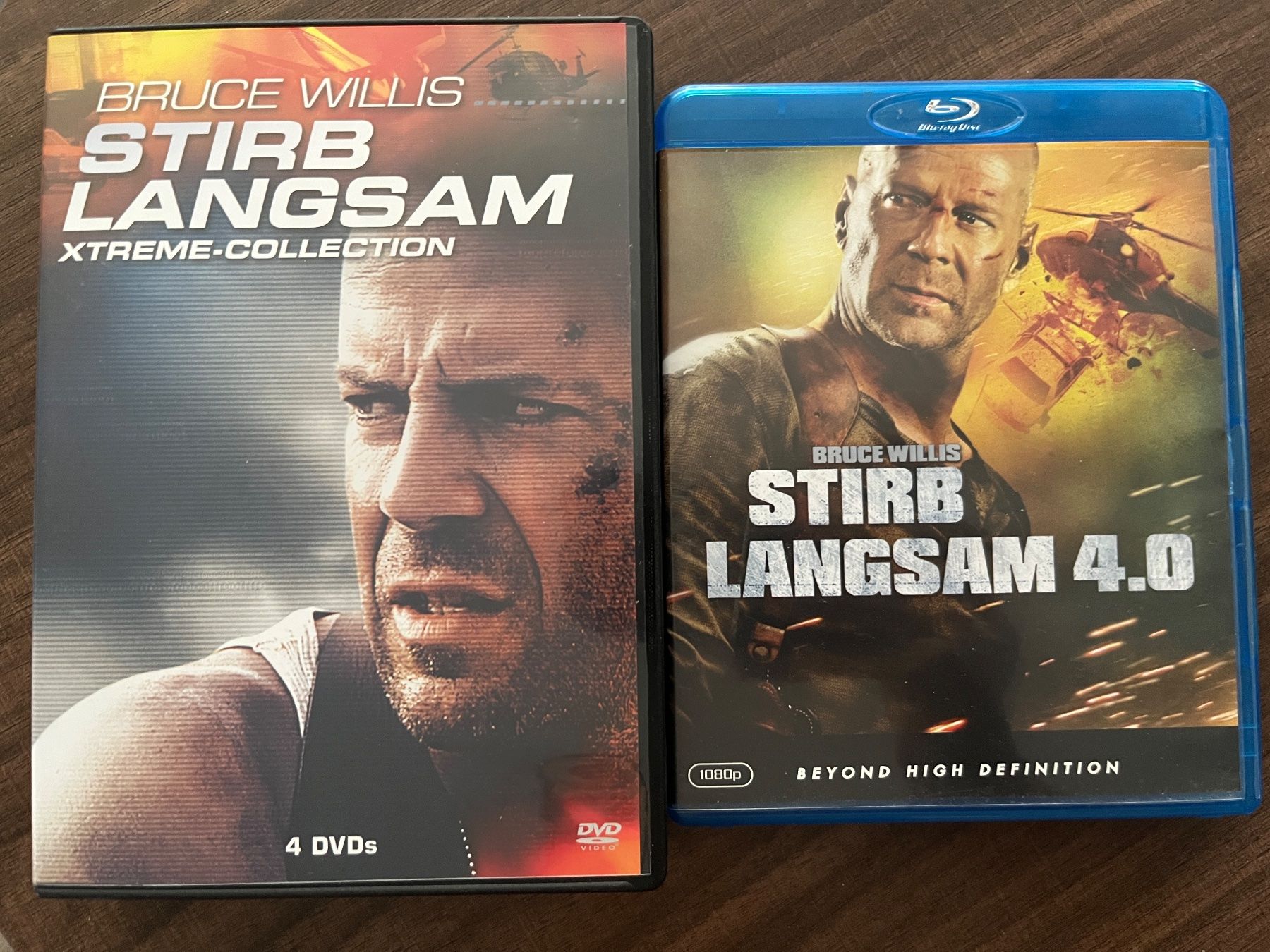 Tutti i DVDs: Stirb Langsam DVD & Blu-ray 1-4 – Nuovo (secondo la descrizione) da Sierre venduto da black.box