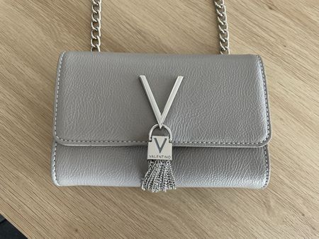 Graue Valentino Clutch