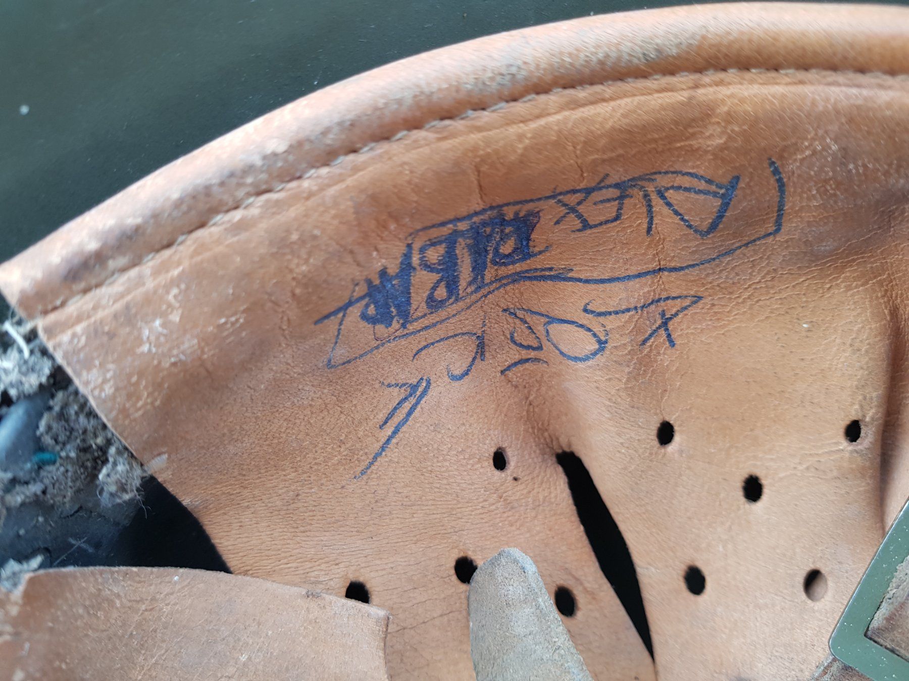 Uniformi & Effetti personali: Original Helm Stahlhelm CZ CSSR Tschechie um 1959 – Usato da Gutenswil venduto da rolfsimmen31 5