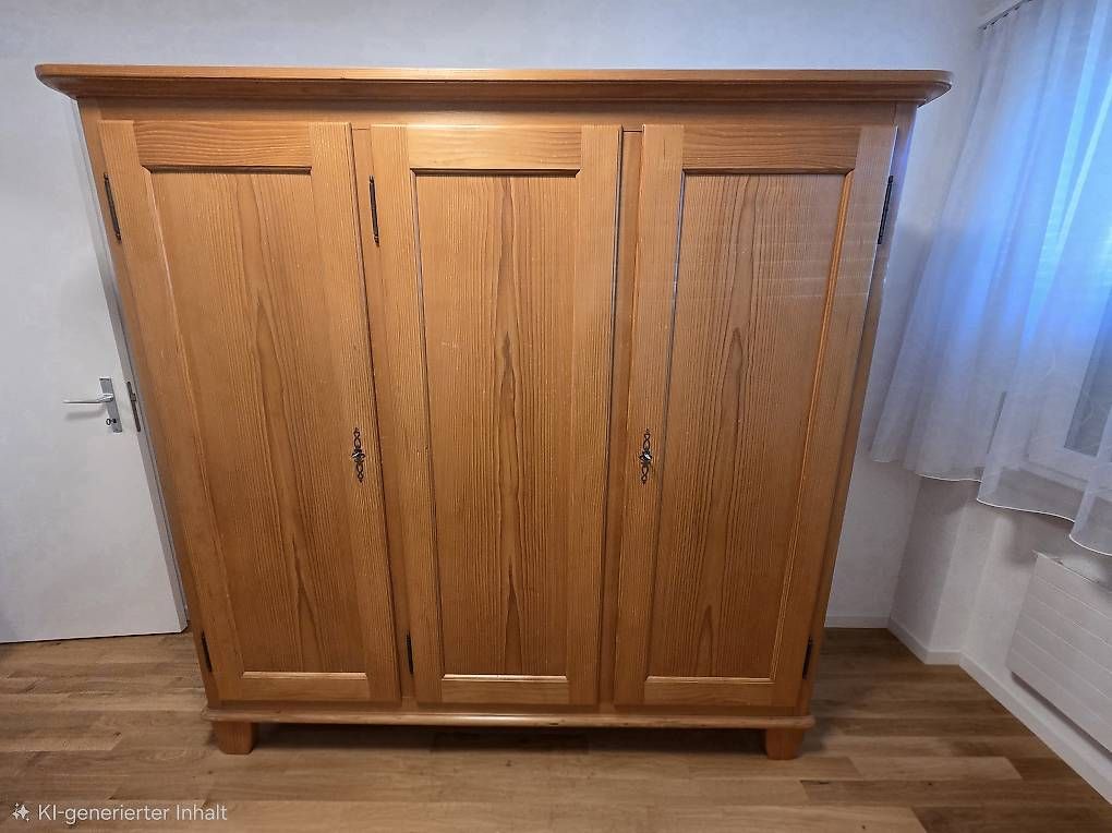 Armoires: Schrank – D'occasion à Wallbach par dieti92