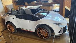 Teil-Defekt Kinderfahrzeug - Elektro Auto "Lamborghin