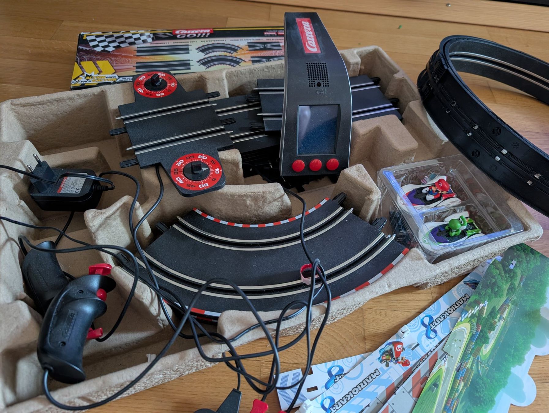 Carrera Piste: Carrera Raceway - Mario Kart mit Bonuses – Usato da Wädenswil venduto da daj_22sv 1