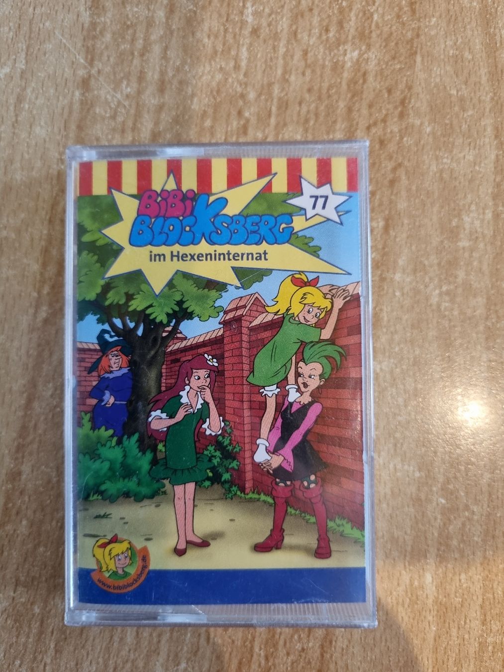 Musicassette: Bibi Blocksberg Kassette Nr. 77 - im Hexeninternat! – Usato da Kienberg venduto da c.barelds