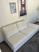 Elegantes und bequemes 3-Sitzer Sofa in Weiss zu verkaufen.
