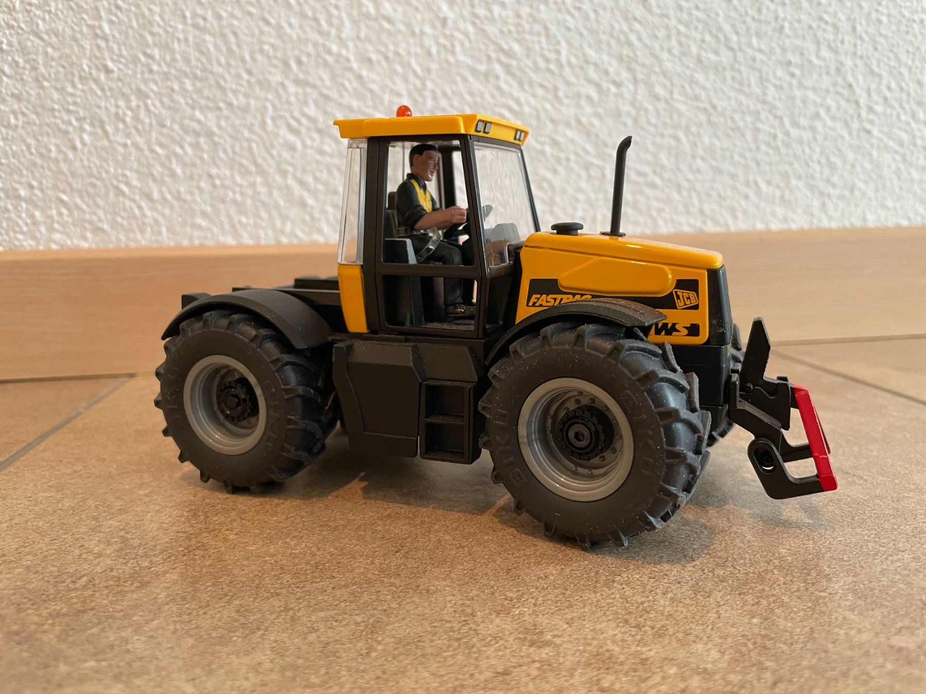 Jcb Trattori: SIKU JCB Fastrac 2135 L.C.N. – Nuovo e nell'imballaggio originale da Kreuzlingen venduto da Stefan1150 2