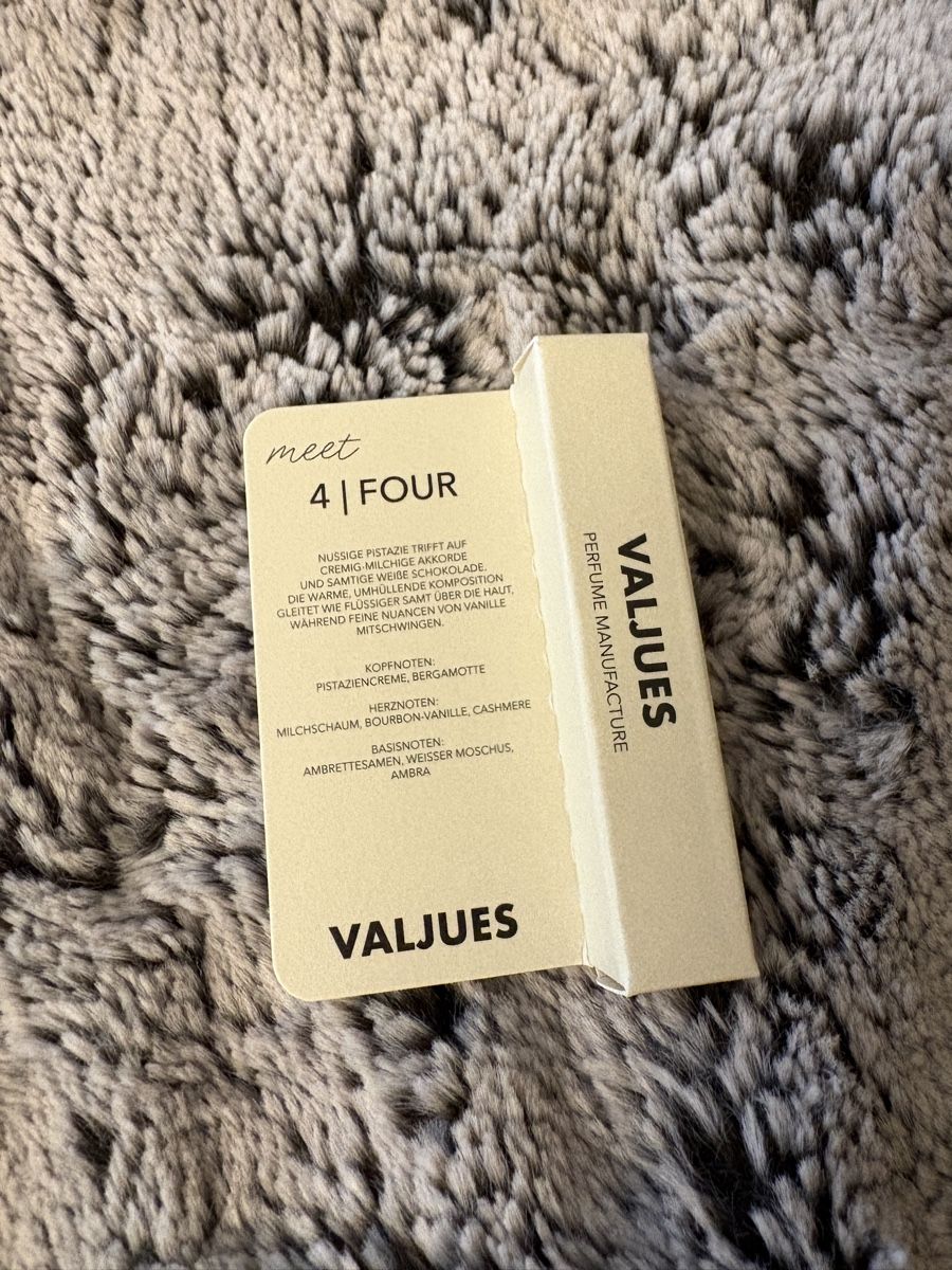 Parfums & Eau de Toilette: Valjues 4 FOUR EDP – Neuf avec emballage d'origine à Kloten par raf_6nbr