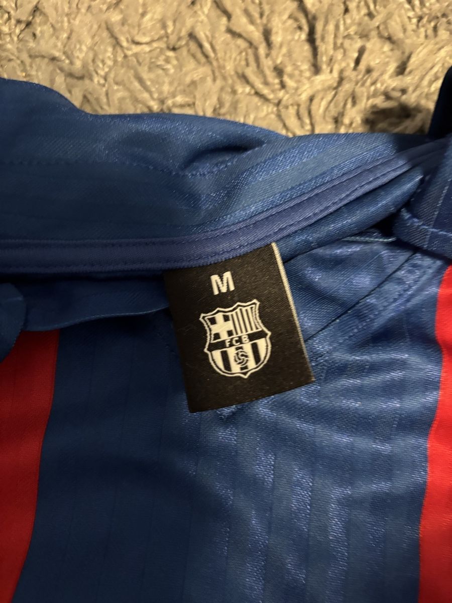 FC Barcelona Canottiere & Pantaloni: Fussballtrikot – Usato da Schwerzenbach venduto da rea_bh9k 2