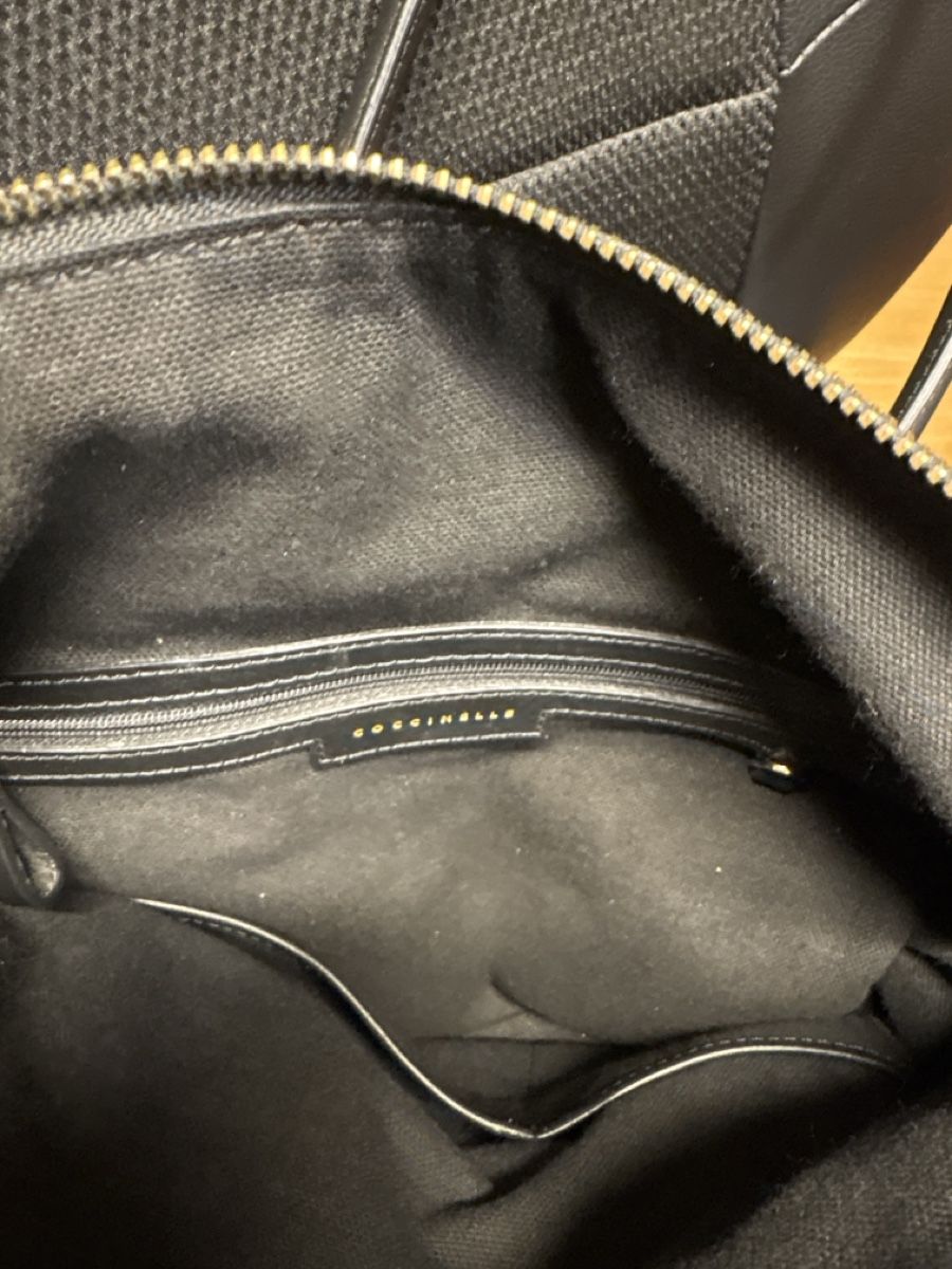 Coccinelle Borse da donna: Schöne Coccinelle Ledertasche Schwarz – Usato da Maienfeld venduto da 8796 4