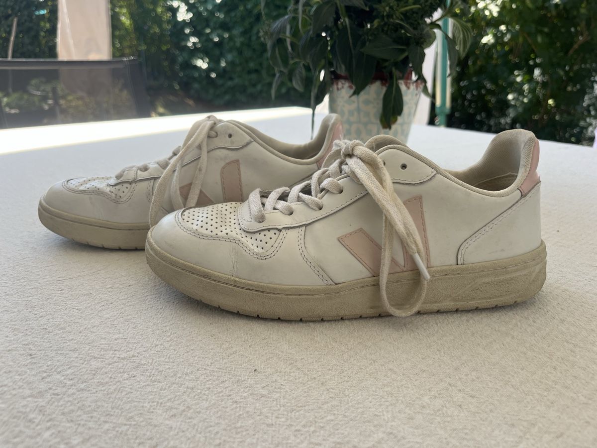 Veja Scarpe da donna: Veja Schuhe Damen Grösse 39 – Usato da Hinwil venduto da Nullacht15