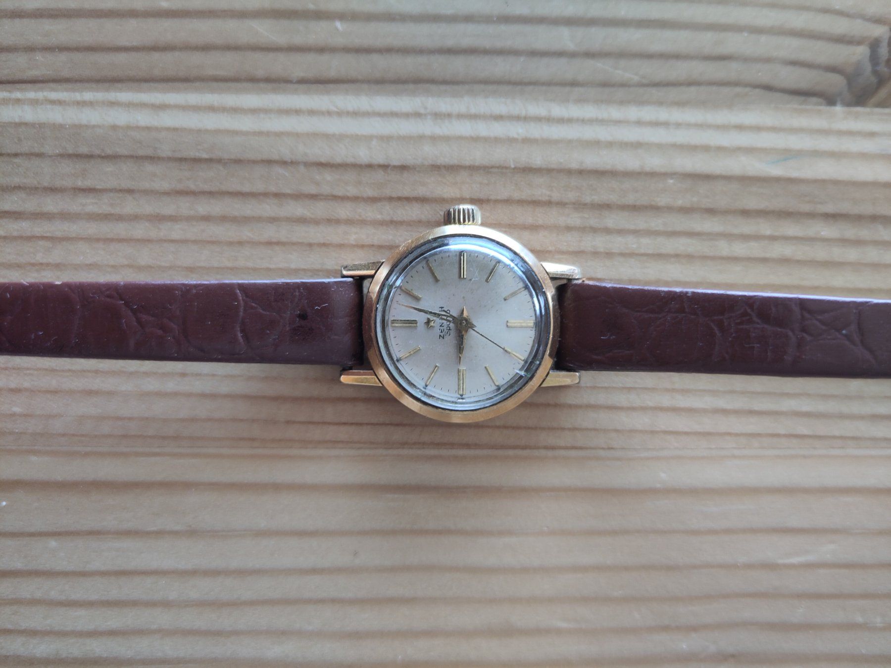 Zenith Orologi: Zenith Uhr – Usato da Ostermundigen venduto da cha_6k5h