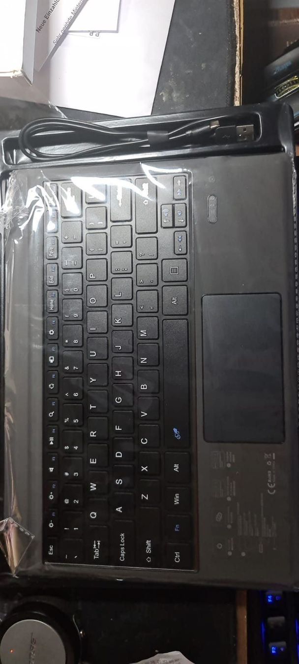 Tastiere: Surface Pro Keyboard 3/4/5/6/7 – Nuovo e nell'imballaggio originale da Unterägeri venduto da RmOnline 8