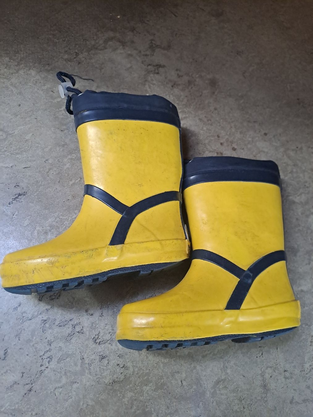 Schuhe für Jungen: Gummistiefel gelb Gr. 24 – Gebraucht aus Scherz von taa_sf6g 1