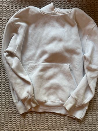 Weisser Hoodie