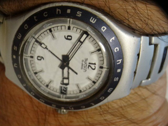 S-WATCH HERREN UHR,QUARTZ.SWISS MADE.DATE.LÄÜFT 8