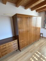 Kleiderschrank Holz antik 