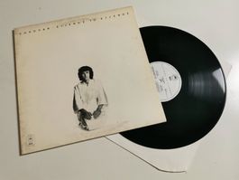 DONOVAN - ESSENCE TO ESSENCE