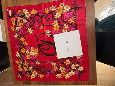 Christian Dior Foulard