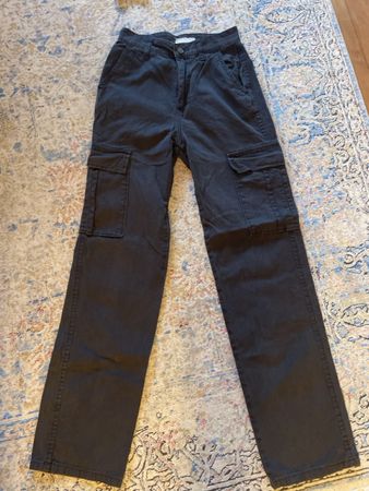 Schicke Cargo-Hose Grösse 34, neuwertig