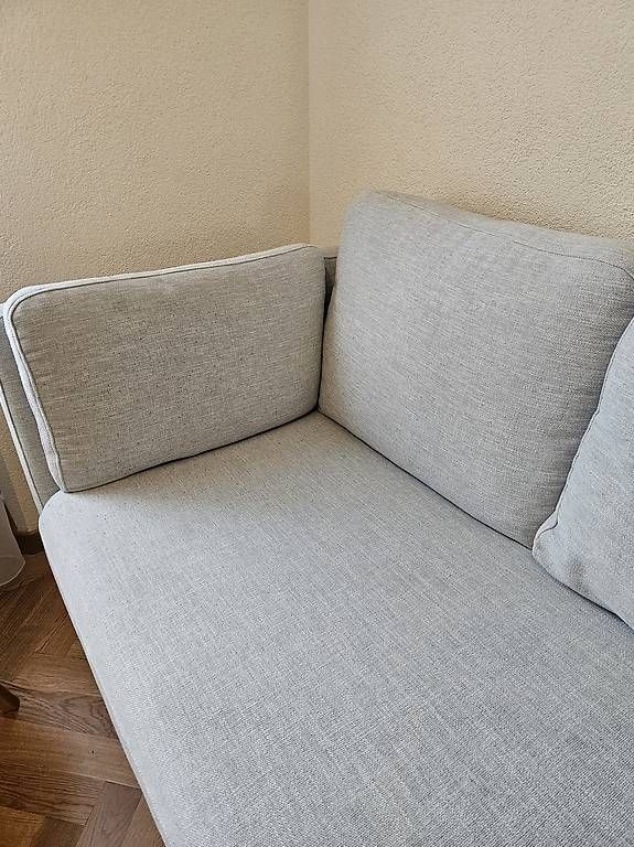 Livique Sofas: Bequemes Sofa – D'occasion à Bern par minimii93 3