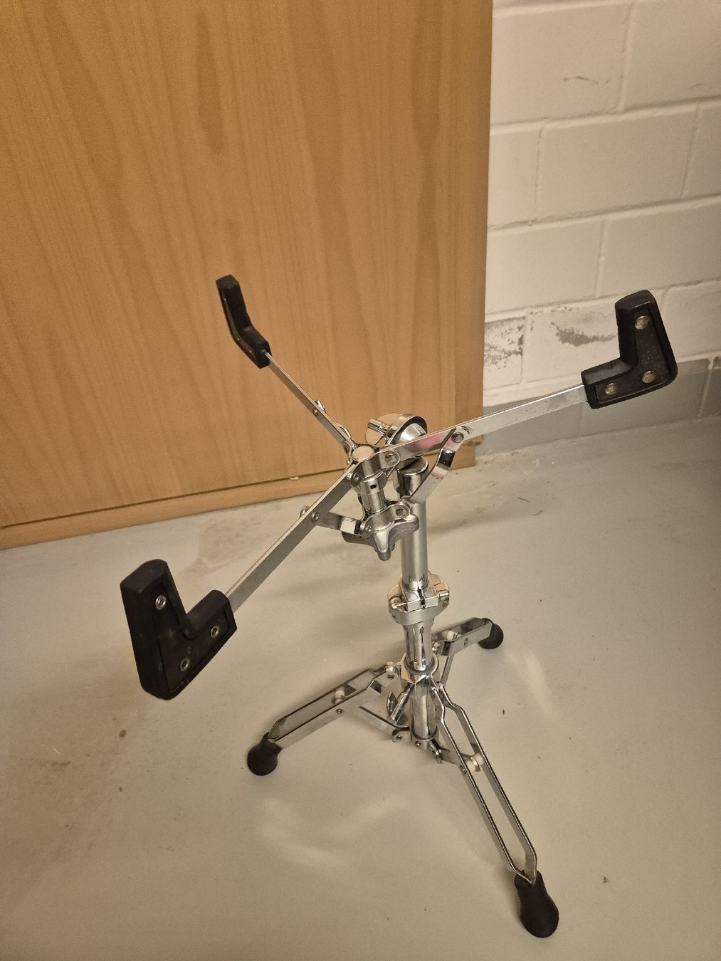 Sonor Strumenti musicali: Schlagzeug Snare Ständer gebraucht – Usato da Busswil BE venduto da Thomthom1
