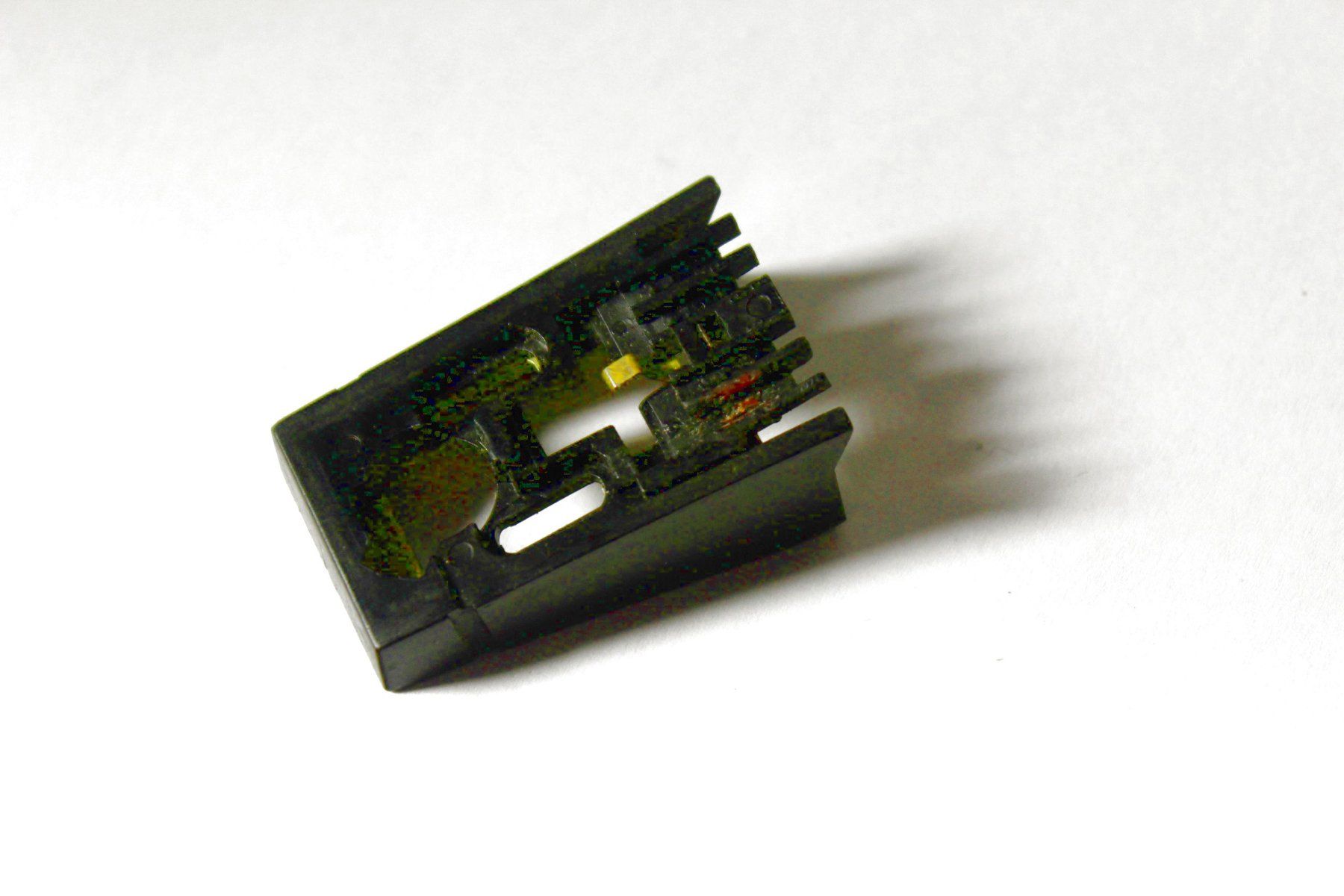 Dual Giradischi: DUAL TK 12 / TK12 (TK11) - Headshell - Einschub für BASTLER – Difettoso da Bern venduto da kultiges 1