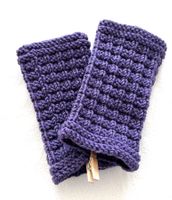Handgestrickte Pulswärmer / Stulpen, violett, neu