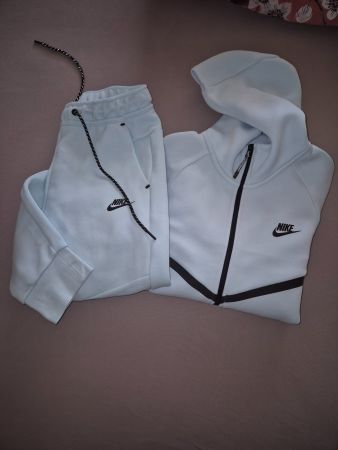 Nike Tech Fleece Trainingsanzug