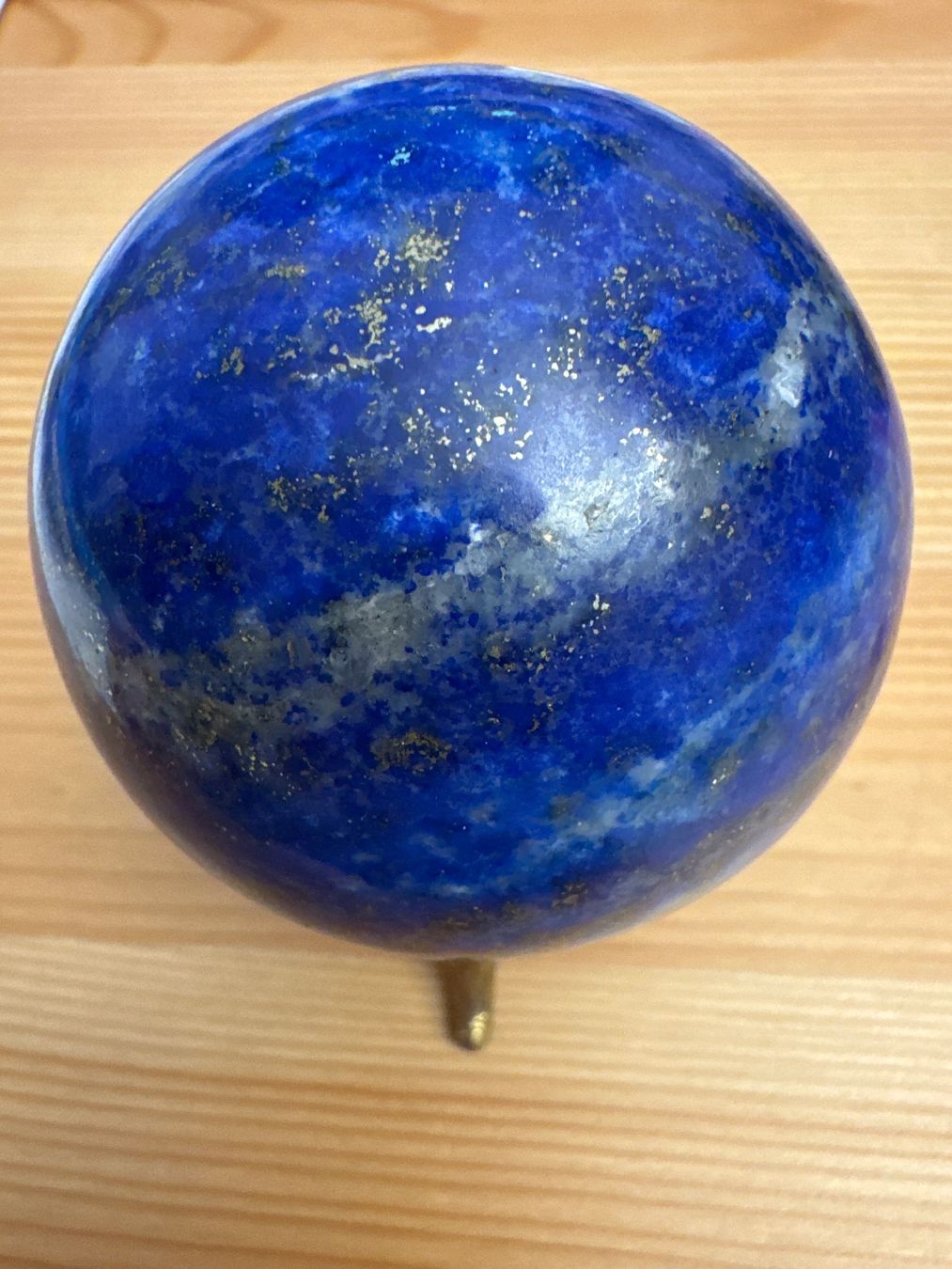 Pietre preziose: Wunderschöne Lapislazuli-Kugel mit Sockel, 416 Gr, 6.5 cm Ø – Nuovo (secondo la descrizione) da Zürich venduto da Tarafo5