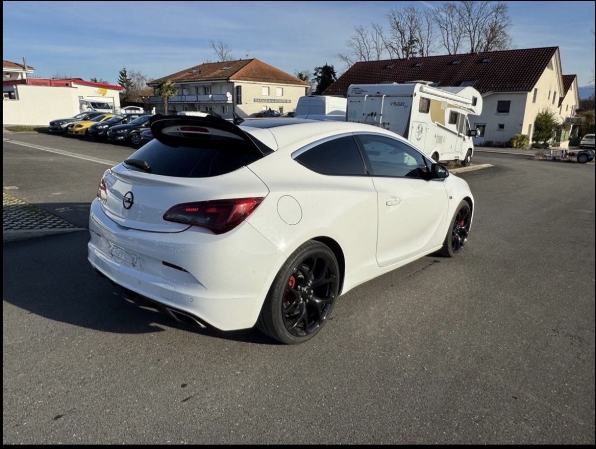 Opel Autos: !!!!Opel Astra OPC j !!!!!! – Gebraucht aus Fully von Portooocaralho 1