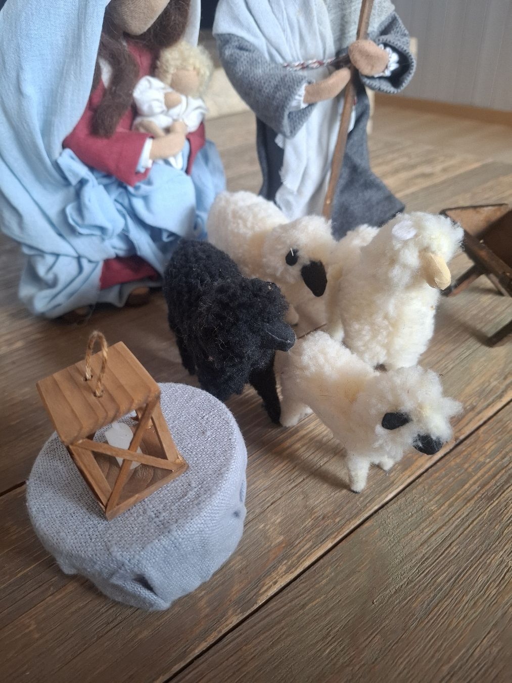 Figuren: Krippenfiguren/ Krippenspiel – Gebraucht aus Udligenswil von Volvo960 5