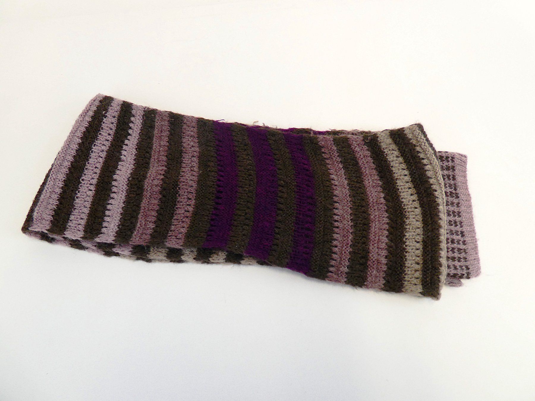 Foulard & Sciarpe: Handgestrickter Schal – Usato da Urtenen-Schönbühl venduto da Restwert_Schoenbuehl 1
