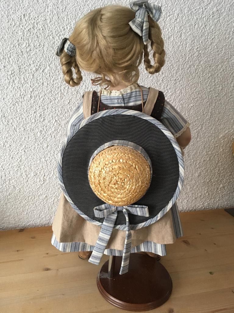 Puppen: Künstlerpuppe Mädchen mit Kleider Höhe 64 cm – Gebraucht aus Horgen von gogo-30 3