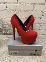 High Heel Pumps in Red Suede Size 39 New in Box
