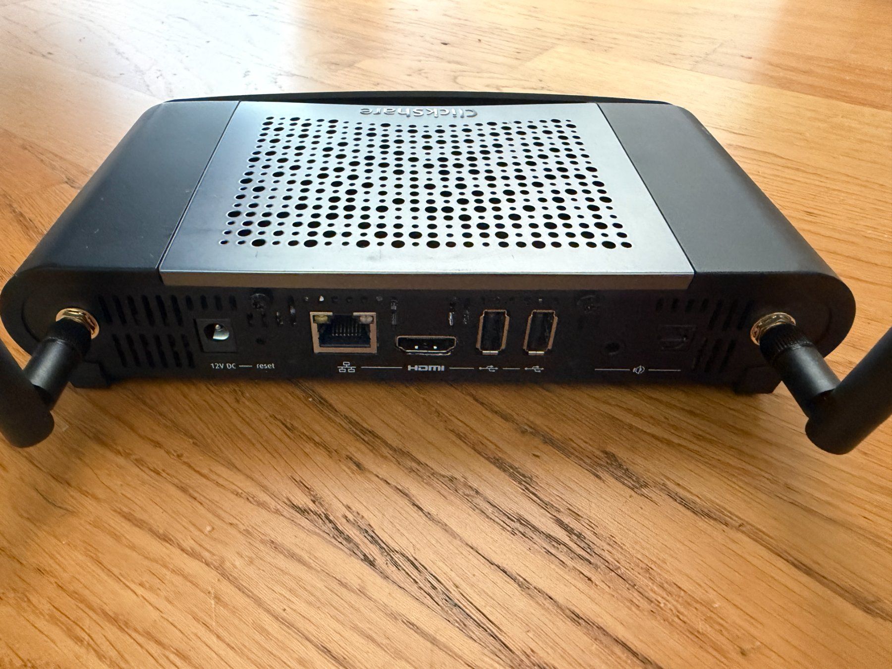 Systèmes audio & multimédias: Système de présentation Barco ClickShare CSE-200 – D'occasion à Founex par HoppSuisse59 4