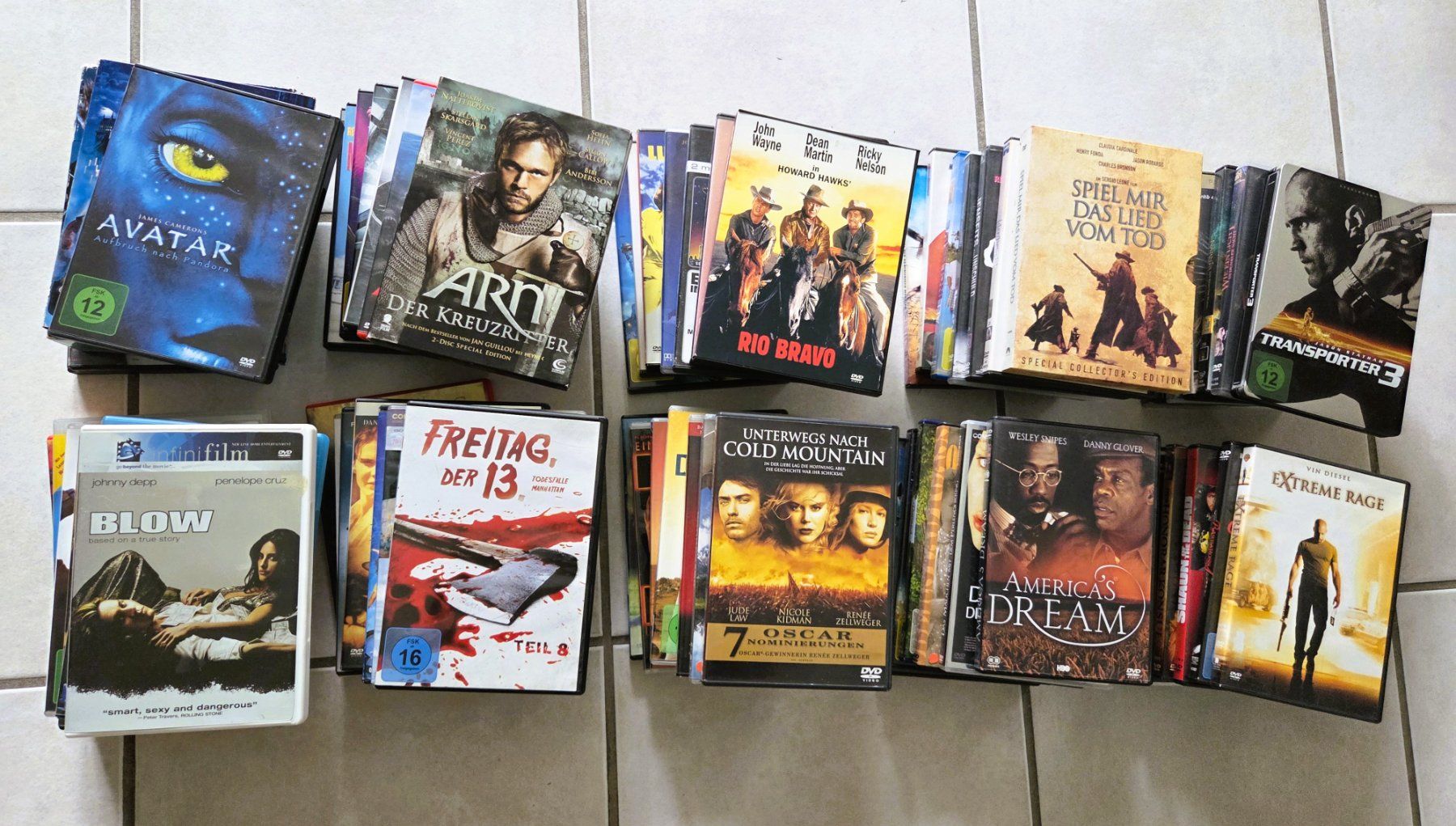 Tutti i DVDs: DVD - SAMMLUNG - BUNT GEMISCHT - TOP FILME – Usato da Brüttisellen venduto da Nighttrain 2
