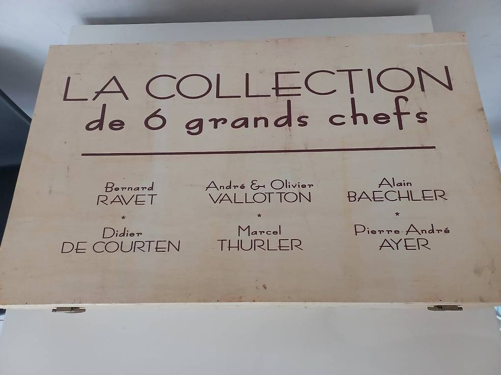 Vino: Coffret de vins - La collection de 6 grands chefs – Nuovo e nell'imballaggio originale da Ollon VD venduto da Timit
