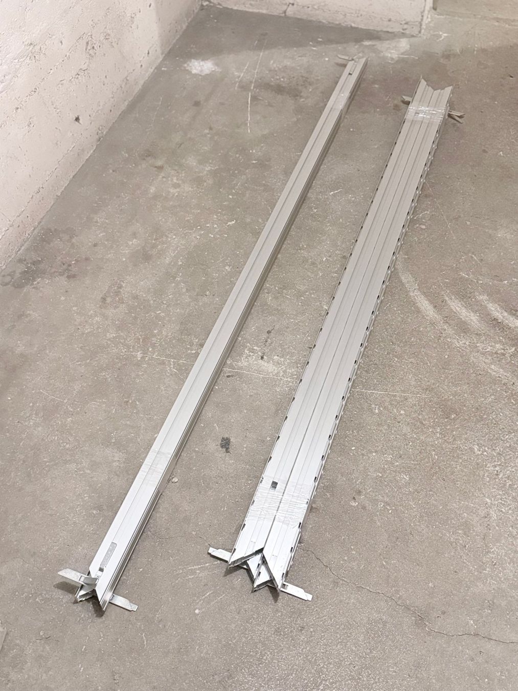 Profilati: Matrix Systems Aluminium-Textilrahmen / Messesystem – Usato da Zürich venduto da Hedwig-steig