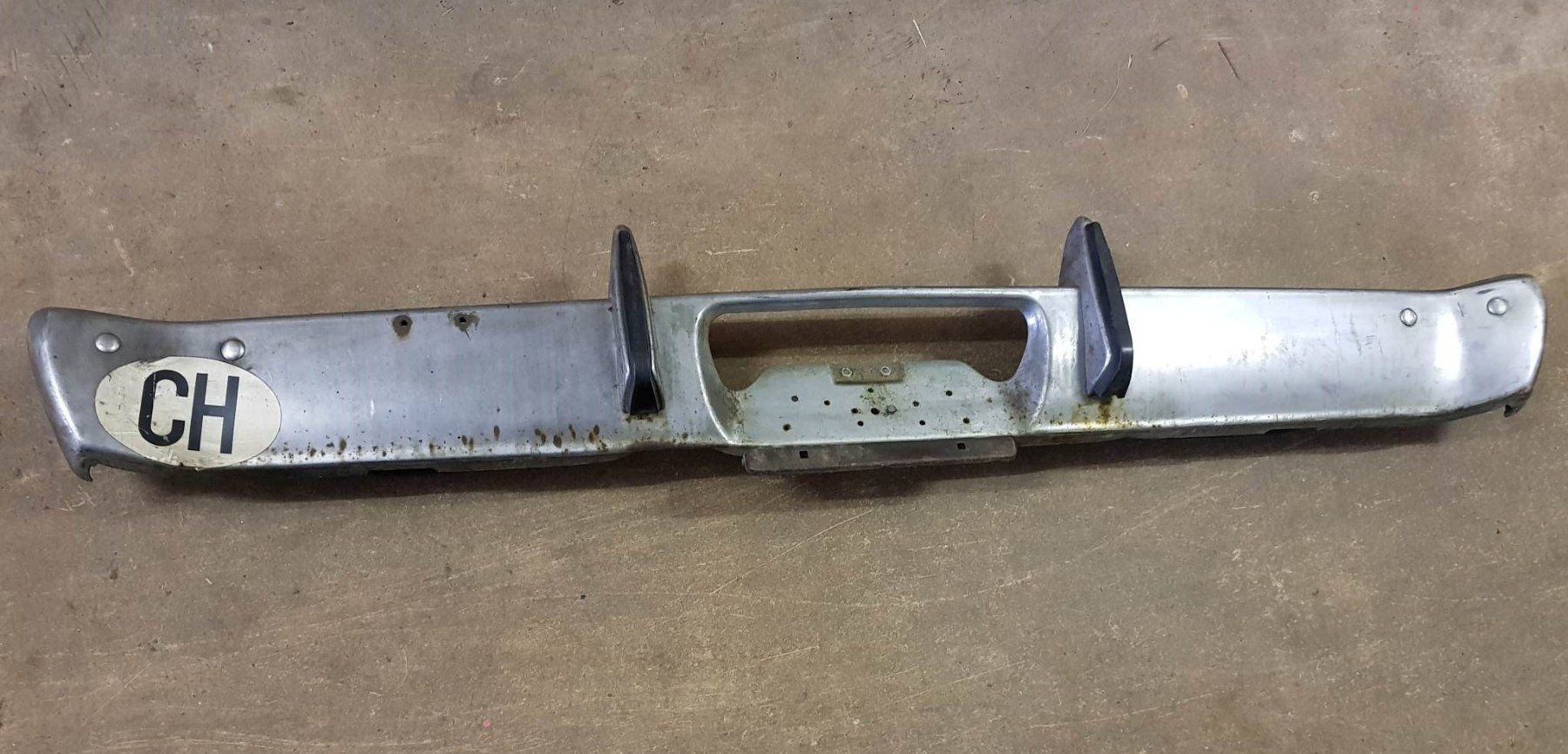 Mopar Tutti pezzi di ricambio auto: Stossstange hinten, Mopar A-Body – Usato da Niedergösgen venduto da usc_8qc6