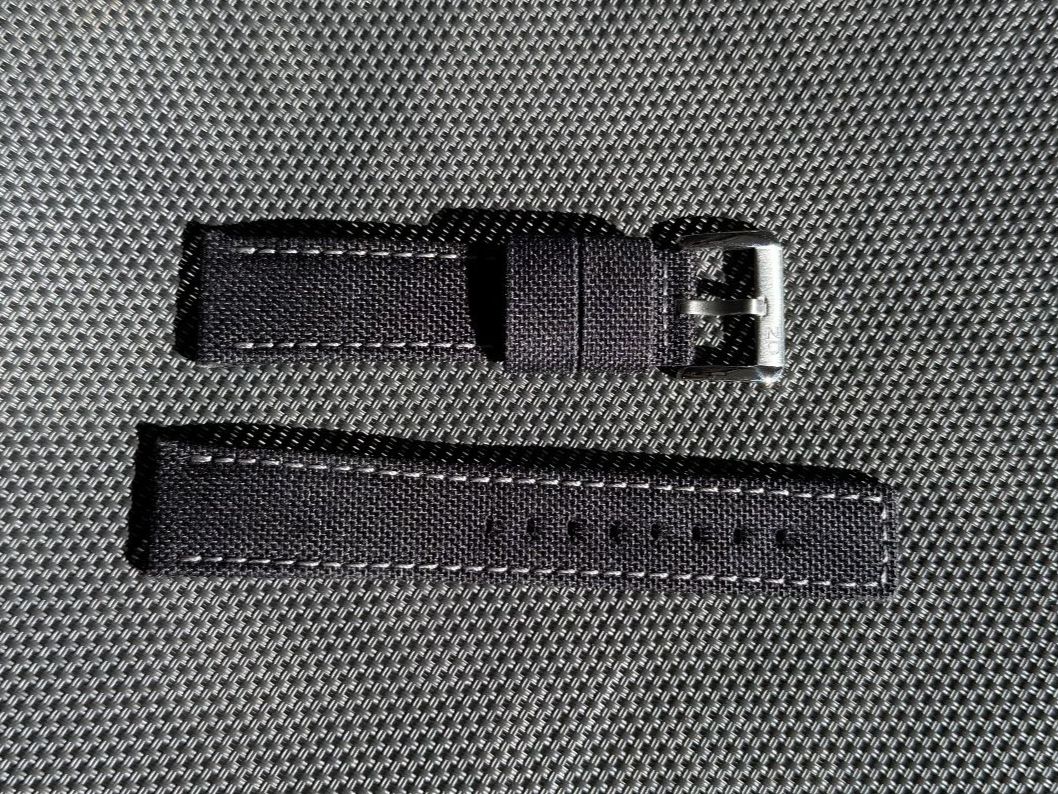 Bracciali & Braccialetti: New canvas watch strap - black, 22mm – Nuovo (secondo la descrizione) da Genève venduto da gau_6t8p
