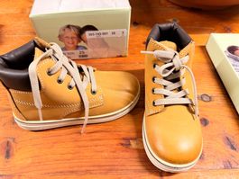 Schuhe Grösse 25