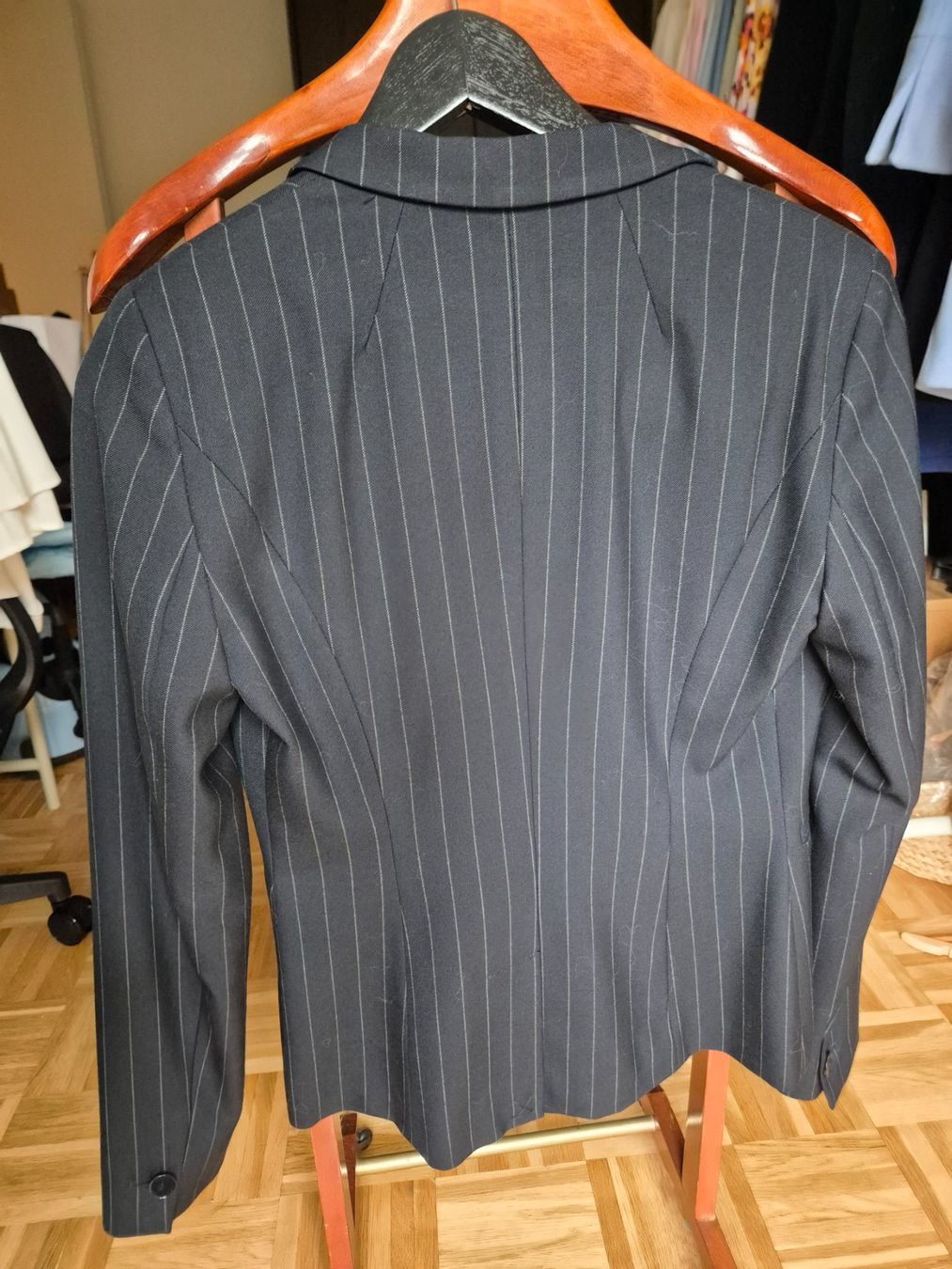 Max Mara Completi & Tailleur: Completo giacca e pantaloni a righe blu Max&co – Nuovo (secondo la descrizione) da Vessy venduto da erisakapllani 1