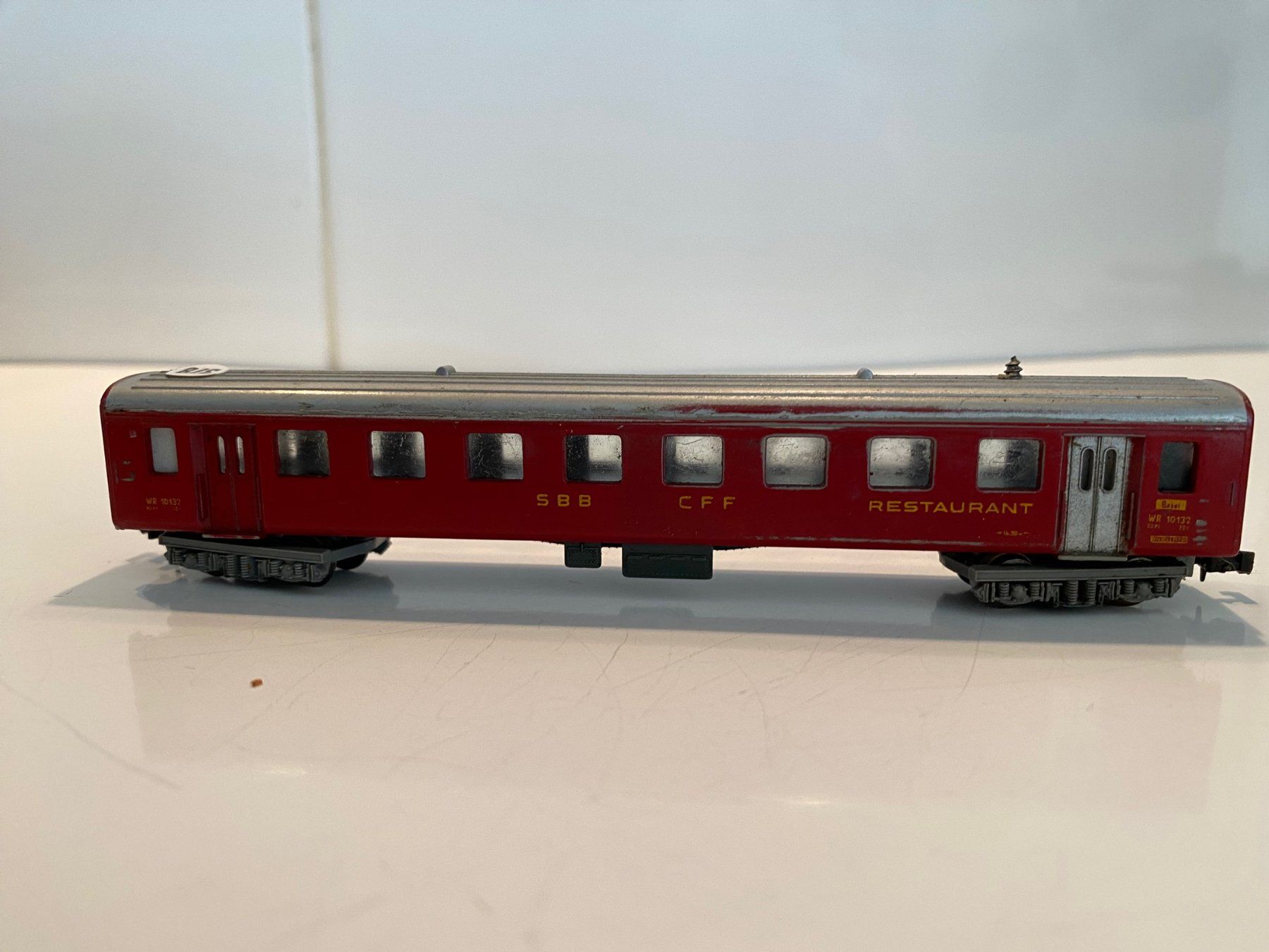 Lima Modellini di ferrovie: SBB Speisewagen Lima Spur N 378 – Usato da Kerzers venduto da tisyayasuBE