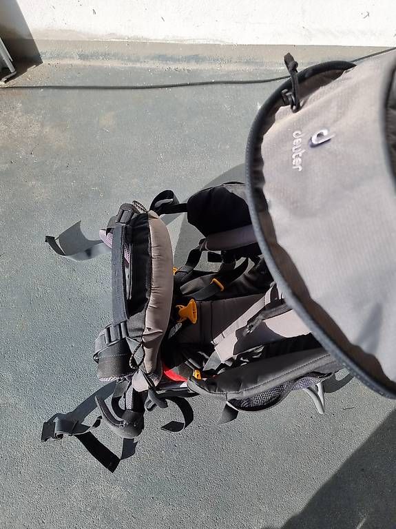 Marsupi portabebè: Sac de portage Deuter Kid Comfort plus – Usato da La Roche FR venduto da Gioi1983