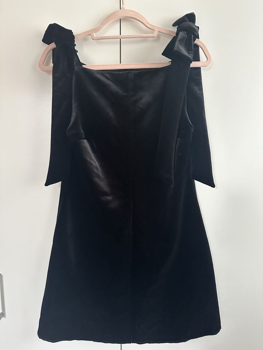 Zara Vestiti: Zara Samtkleid mit Schleifen – Usato da Wallisellen venduto da preloved.fastfashion